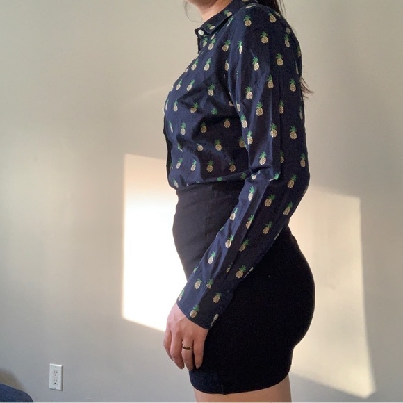 J.Crew Button-Up Dress Blouse - Blue with  Pineapples, Size Small - Picture 4 of 8